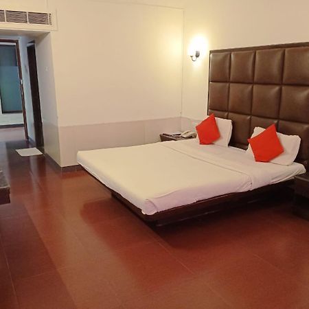 Arnala Beach Resort Virār Екстериор снимка